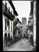 Guetaria - La calle Mayor y la Iglesia