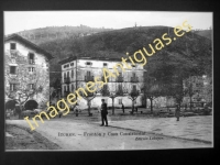 Ituren - Frontón y Casa Consistorial