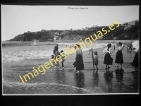 Algorta - El Baño, en la Playa de Ereaga