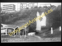 Algorta - Playa - Escultura J.A. Manso Monedero