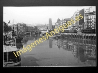 Bilbao - La Ría y muelle de Ripa