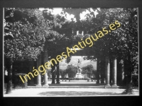 Bilbao - Pergola del Parque