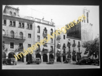 Cáceres - Plaza del General Mola y torre de Bujaco