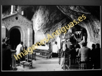 Covadonga - Interior de la gruta