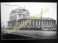 Laredo - Edificio de Escuelas