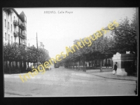 Las Arenas - Calle Mayor