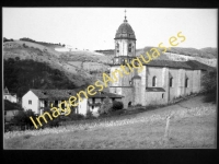 Lesaka - Vista exterior de la Iglesia