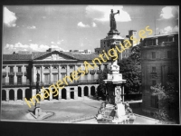 Pamplona - Monumento a los Fueros