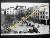 Plasencia - Plaza Mayor y Ayuntamiento al fondo