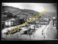 Pola de Lena - Parque y calle de Vicente Regueral