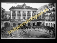 San Sebastián - Plaza de la Constitución (Una fiesta)