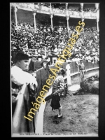 San Sebastián - Plaza de Toros - Brindis del matador