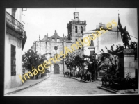 Villanueva de la Serena - Plaza de España e Iglesia Parroquial