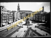 Vitoria - Plaza de la Virgen Blanca