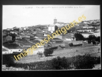 Alange - vista del pueblo tomada desde la falda del Castillo