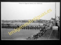 Las Arenas - El Embarcadero y vista de Algorta
