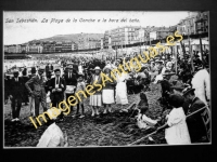 San Sebastián - La Playa de la Concha a la hora del baño