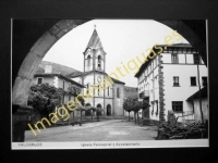 Valcarlos - Iglesia Parroquial y Ayuntamiento